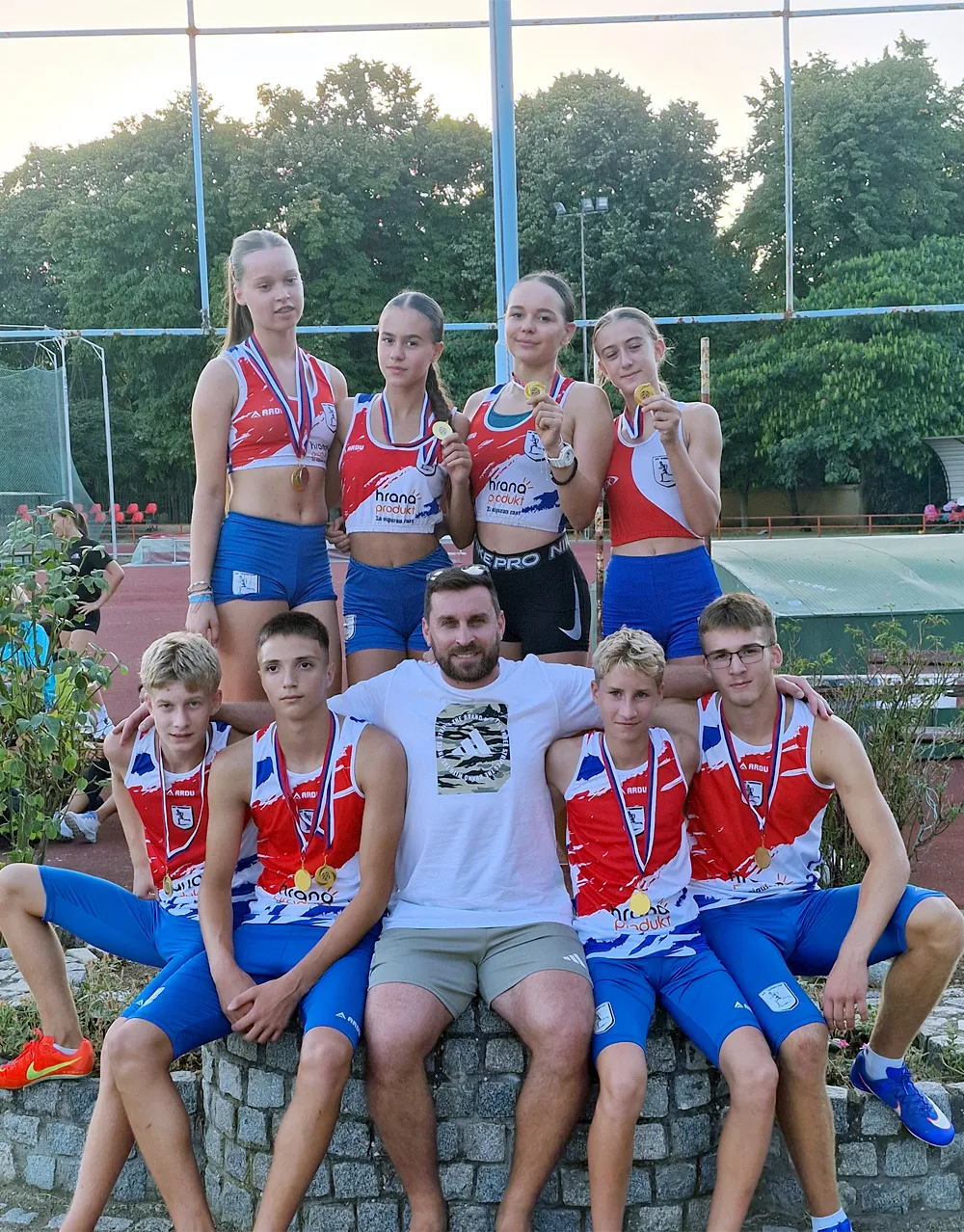 14 medalja Sirmiuma